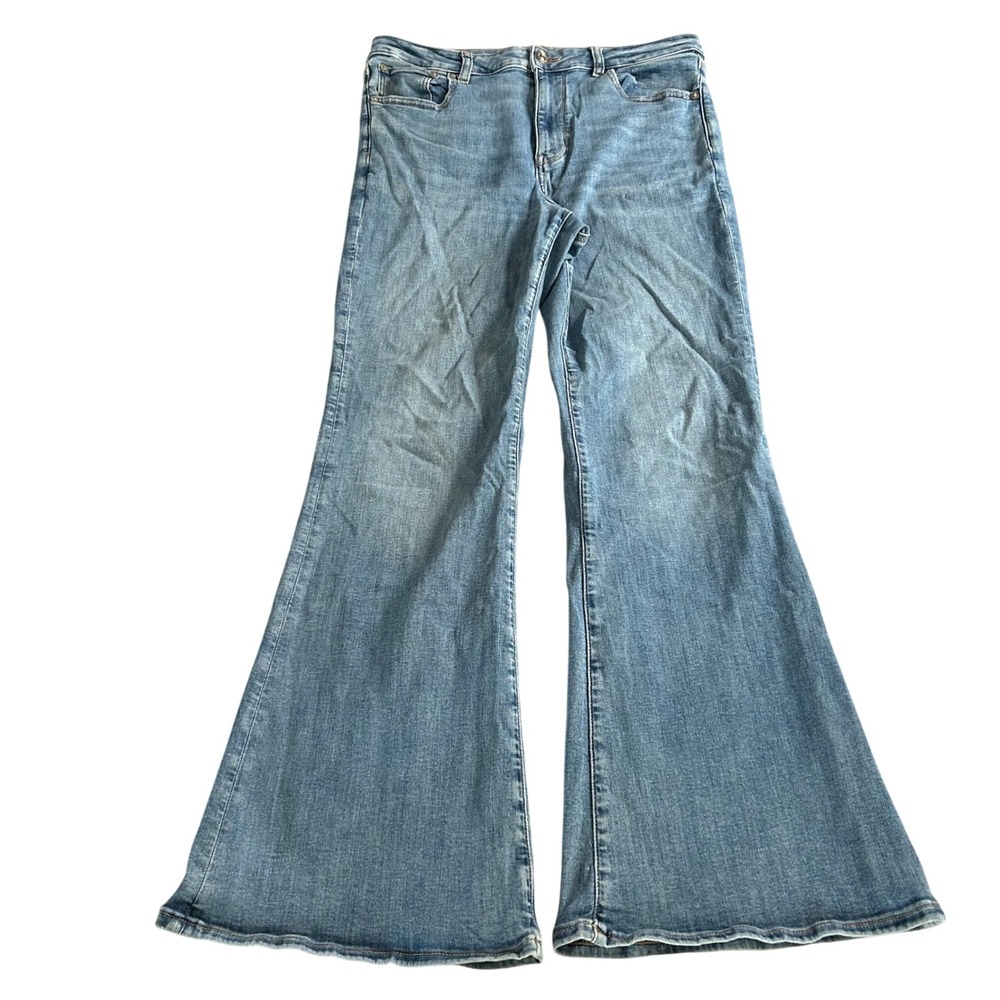 American Eagle Next Level Stretch Super‎ Hi-Rise Flare Jeans Womens Size 14 Blue